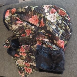 Black and Floral Robe with Faux Fur Details